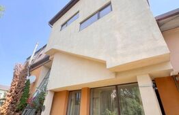 Cladire multifunctionala, pensiune plus casa,  parcari private