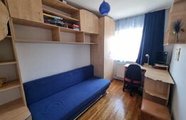 Apartament de închiriat, cu 3 camere, 65 mp, zona Astra 