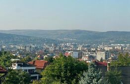 Apartament de 5 camere în vilă, 148 mp, 2 parcari, zona Buna Ziua