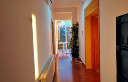 Apartament de 5 camere în vilă, 148 mp, 2 parcari, zona Buna Ziua