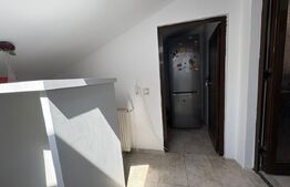 Apartament de 3 camere in zona Campului 