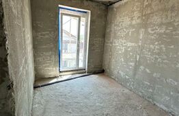 Apartament cu 4 camere 100 mp in bloc cu piscina din cartierul Europa