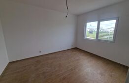 Casa plan parter 3 camere,15km de Brasov!!!