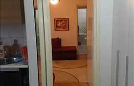 Vanzare apartament 3 camere, 56 mp, decomandat, parcare, zona Coloane