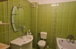 Apartament cu 3 camere, 65 mp, mobilat si utilat, parcare, zona Stadionului