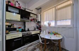 Apartament 2 camere, 43 mp + balcon, zona Penny