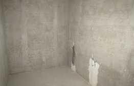 Garsoniera confort sporit, decomandata, 33 mp, terasa! Zona strazii Eroilor!