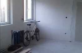 Apartament in imobil tip casa, 2 camere, 51.39 mp plus POD! Cu parcare!