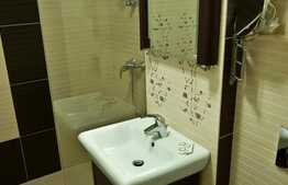 Apartament 2 camere, 45 mp, decomandat, etaj intermediar, zona Piata Cipariu