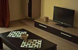 Apartament 2 camere, 45 mp, decomandat, etaj intermediar, zona Piata Cipariu