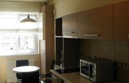 Apartament 2 camere, 45 mp, decomandat, etaj intermediar, zona Piata Cipariu