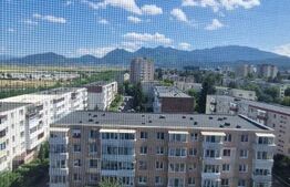 Apartament cu 2 camere, priveliste deosebita, balcon, lift, zona Astra