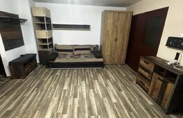 Apartament 3 camere, balcon – zona Brâncuși