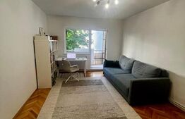 Apartament de 4 camere, 77mp, etaj 1, decomandat, zona Zorilor