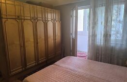 Apartament de vanzare, cu 3 camere si 3 balcoane, 74 mp, zona Manastur