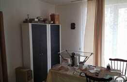 De vanzare 2 camere, 51.74, decomandat! Zona strazii Porii!