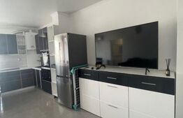 Apartament de vanzare, cu 2 camere, zona semicentral