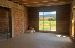 De vanzare, casa in Cristian, nefinalizata 