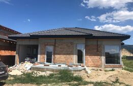 De vanzare, casa in Cristian, finalizare 2025