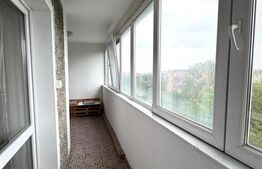 Apartament de vanzare, cu 4 camere, 81 mp, zona Tractorul