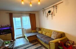 Apartament de vanzare, cu 4 camere, 81 mp, zona Tractorul