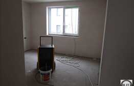 Apartament 3 camere, 78 mp, decomandat, gradina, zona strazii Eugen Ionesco