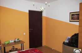 Vanzare 2 camere, 54 mp, balcon de 12 mp, POD, zona Stejarului! A.C. Parcare!