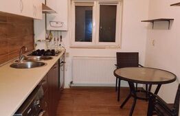 Garsoniera decomandata, balcon, intermediar, zona Vivo