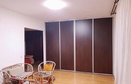 Garsoniera decomandata, balcon, intermediar, zona Vivo