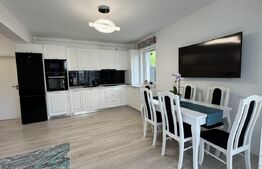 Apartament cu 3 camere, terasa 15 mp, garaj si parcare exterioara, zona Vivo