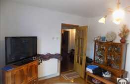 Apartament 4 camere, 78 mp, decomandat, parcare, boxa, zona Minerva