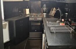 Apartament cu 3 camere, mobilat și utilat, în zonă liniștită