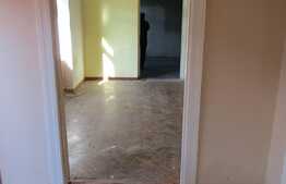 2 camere, 68 mp, imobil tip casa, parcare, zona centrala