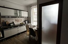 Ultracentral. Doua apartamente la casa , suprafata totala utila 150mp 