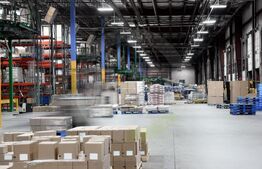 Hala moderna cu pod rulant