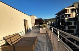 Apartament tip penthouse, 210 mp, 260 mp terasa, 2 garaje, Buna Ziua