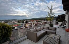 Apartament tip penthouse, 210 mp, 260 mp terasa, 2 garaje, Buna Ziua