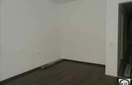 Apartament 3 camere, 90 mp, parcare, zona strazii Trifoiului