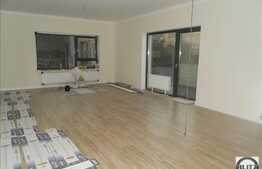 Apartament 3 camere, 90 mp, parcare, zona strazii Trifoiului