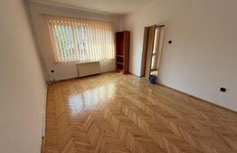 Oferta! Cladire birouri, 350 mp, 3 parcari, zona B-dul Titulescu