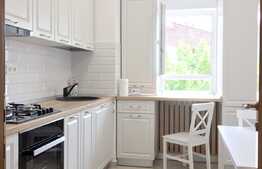 Apartament de lux, 3 camere, 75 mp, parcare, zona Piata Avram Iancu