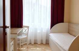 Apartament de lux, 3 camere, 75 mp, parcare, zona Piata Avram Iancu