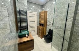 Apartament de vanzare, cu 2 camere, zona Vivo 