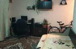 Vanzare  1 camera, decomandat, 36 mp! Complet mobilat! Zona strazii Porii