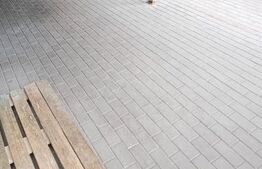 Apartament semidecomandat, 51 mp utili, cu gradina, zona Eroilor