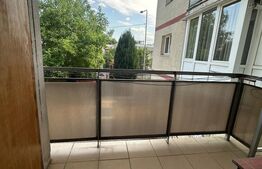 Apartament 2 camere decomandate, 2 balcoane, etaj 1, zona Vlahuta