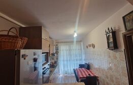 Apartament 2 camere , mobilat ,  etaj 1 tip vila, boxa si parcare inclus in pret