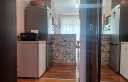 Apartament 2 camere , mobilat ,  etaj 1 tip vila, boxa si parcare inclus in pret