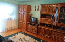 Apartament 3 camere, 72 mp, decomandat, garaj, boxa, zona Billa