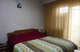 Apartament 3 camere, 72 mp, decomandat, garaj, boxa, zona Billa